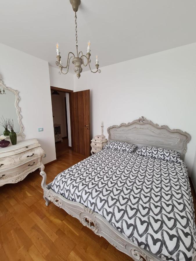 Вилла Casa Vacanze Le Rose Gabbro Экстерьер фото